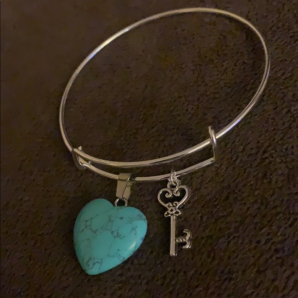 Dangle bracelet - Picture 2 of 3